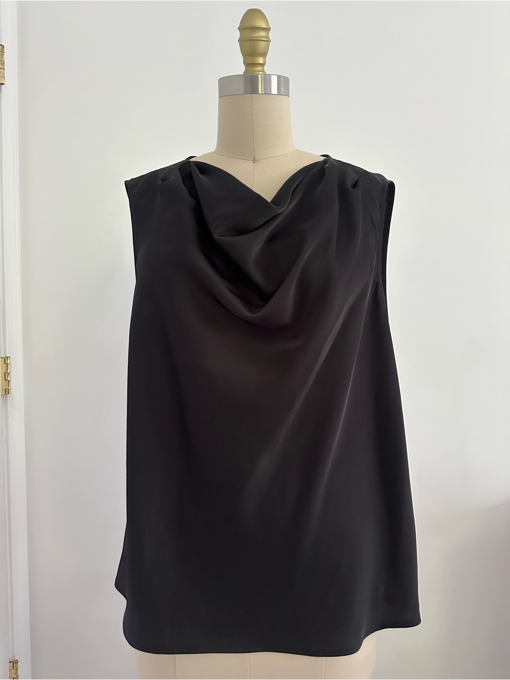 Halogen Black Draped Neck Sleeveless Camisole